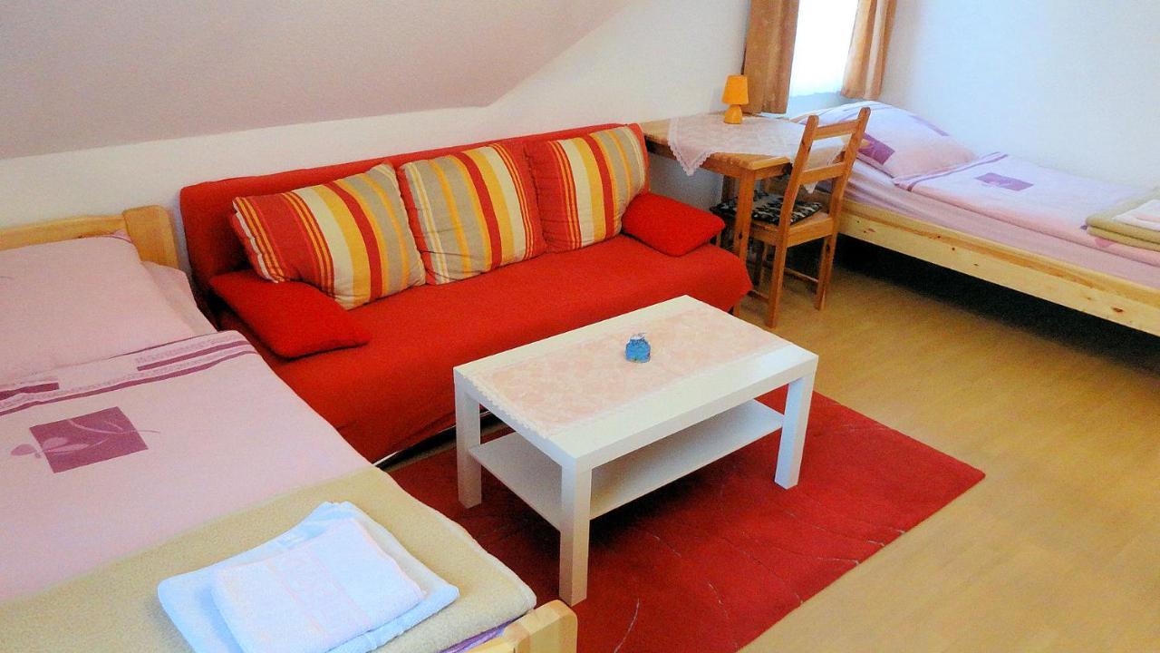 Charmantes Apartment In Mittelfeld Hannover Bagian luar foto