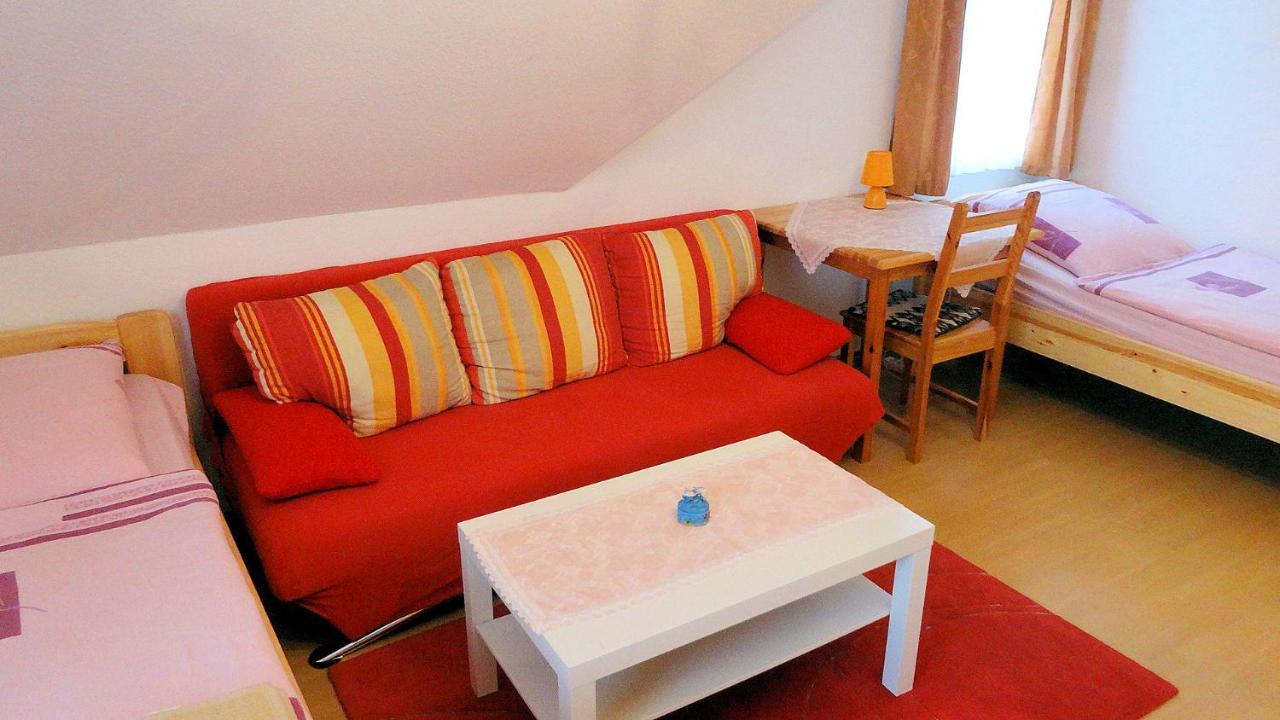 Charmantes Apartment In Mittelfeld Hannover Bagian luar foto